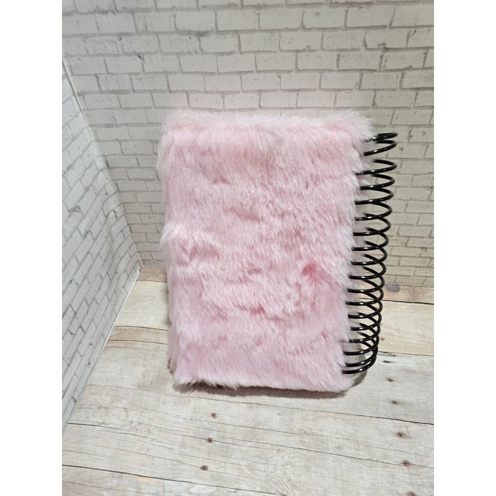 Barbie Fashion Fever Fuzzy Cat Diary Notebook Pink Faux Fur 2000s Retro - Picture 2 of 3